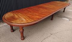 19th Century Dining Table by Gillow 57 long min 57½ deep 208 mech 189½ long leaves _29.JPG